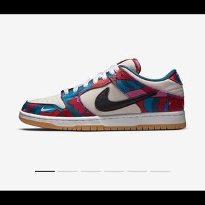 SB Parra Dunk Low Pro Abstract Art